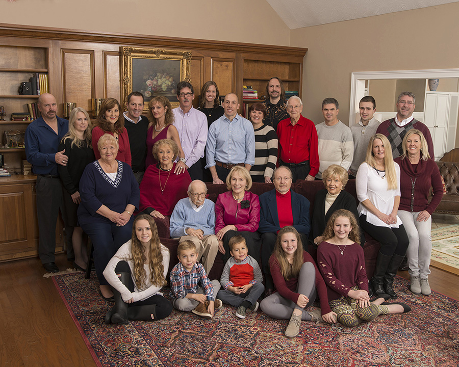 home family portrait in Kettering Ohio by Dan Cleary of Cleary Creative Photography