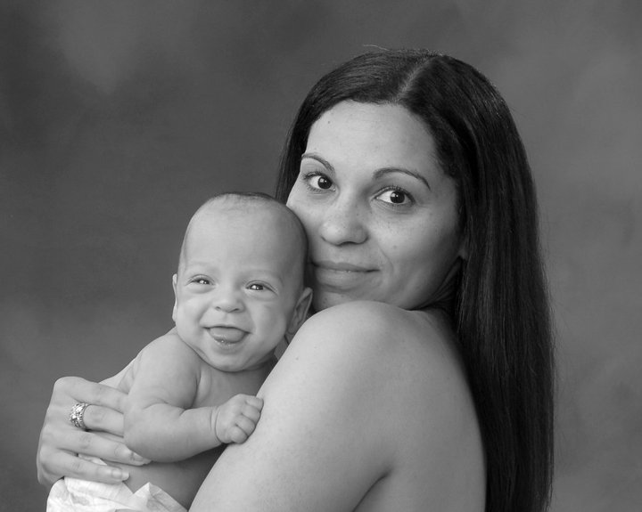 Mother & Newborn baby portrait